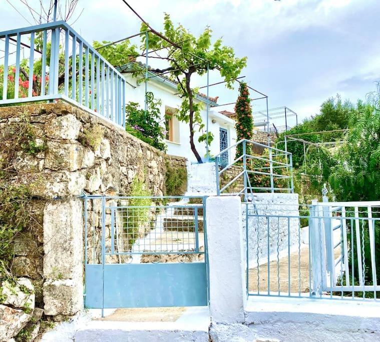 Stylish Vathy Studio With Sea View Luaran gambar