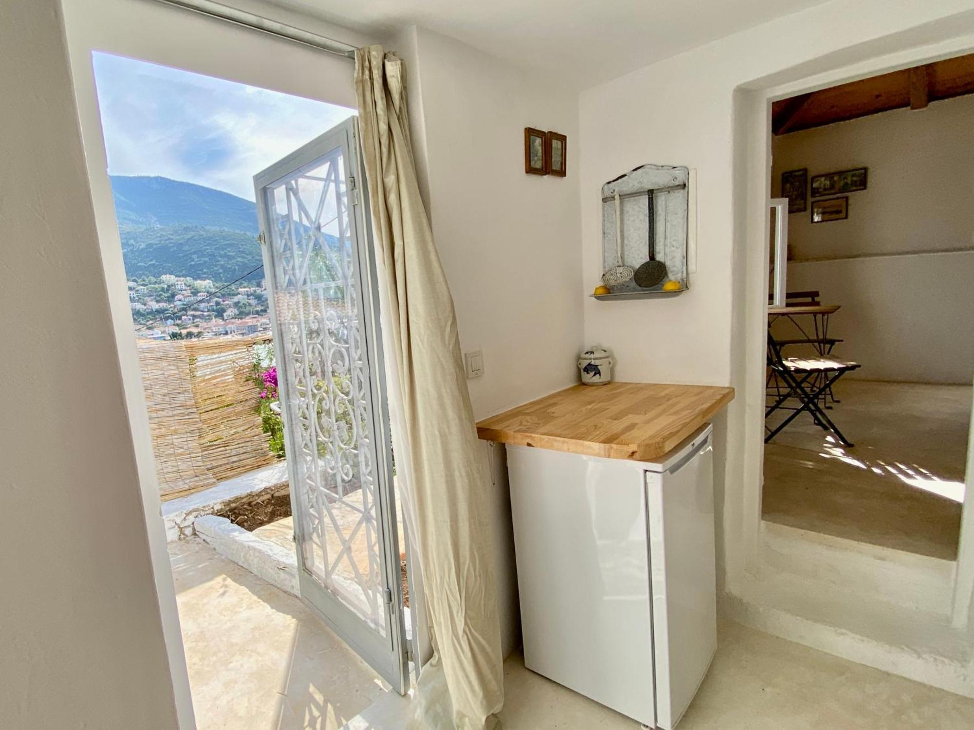Stylish Vathy Studio With Sea View Luaran gambar